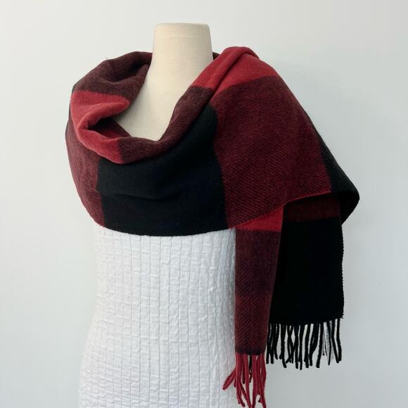 Coach Big Plaid Scarf Oversized Wool Fringe Red/Black NWT Unisex - Picture 5 of 7